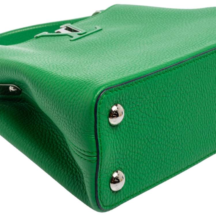 مملوكة مسبقًا Louis Vuitton Green Leather Capucines BB Bag