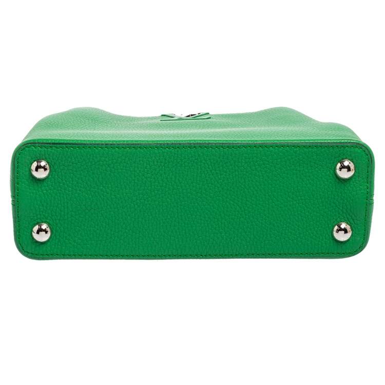 مملوكة مسبقًا Louis Vuitton Green Leather Capucines BB Bag