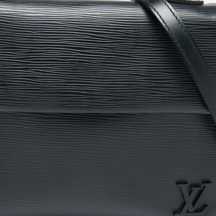 Pre Owned Louis Vuitton Black Epi Leather Cluny BB Bag