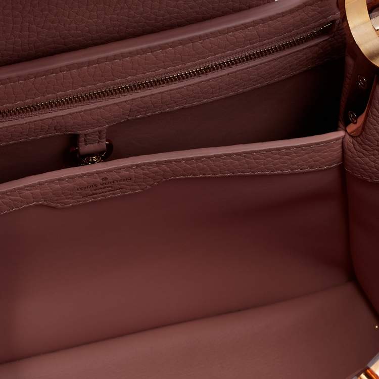 Pre Owned Louis Vuitton Magnolia Leather Capucines MM Bag