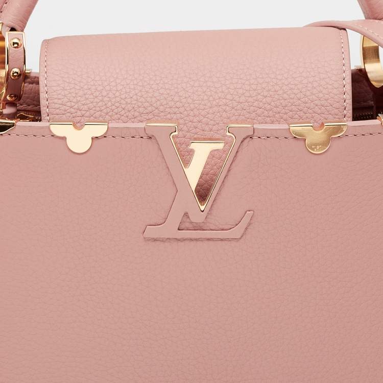 Pre Owned Louis Vuitton Magnolia Leather Capucines MM Bag
