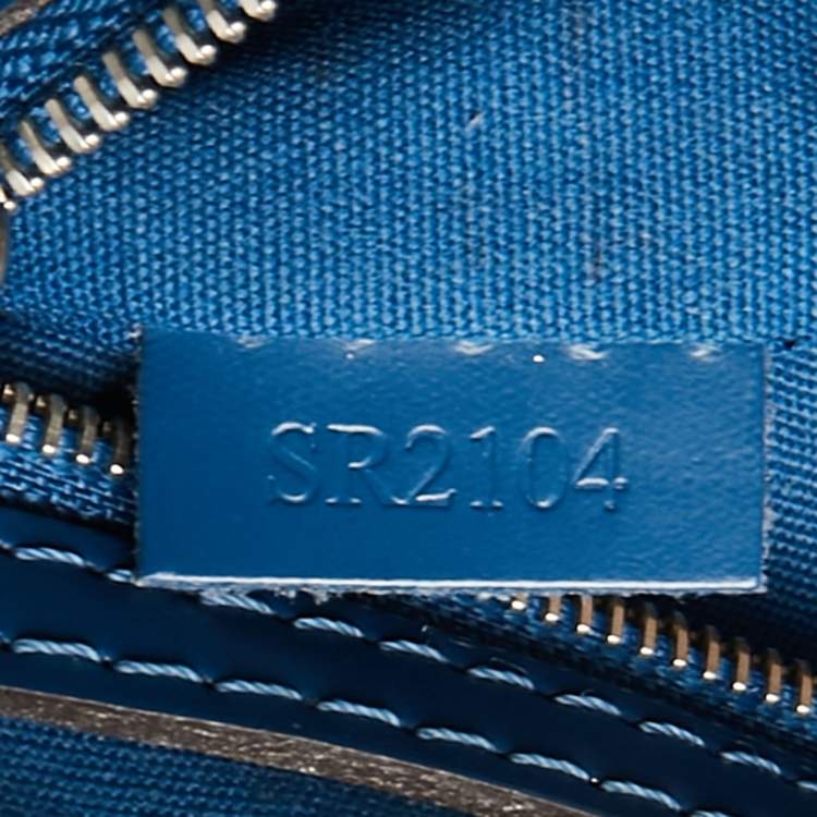 مملوكة مسبقًا Louis Vuitton Cyan Epi Leather Brea MM Bag