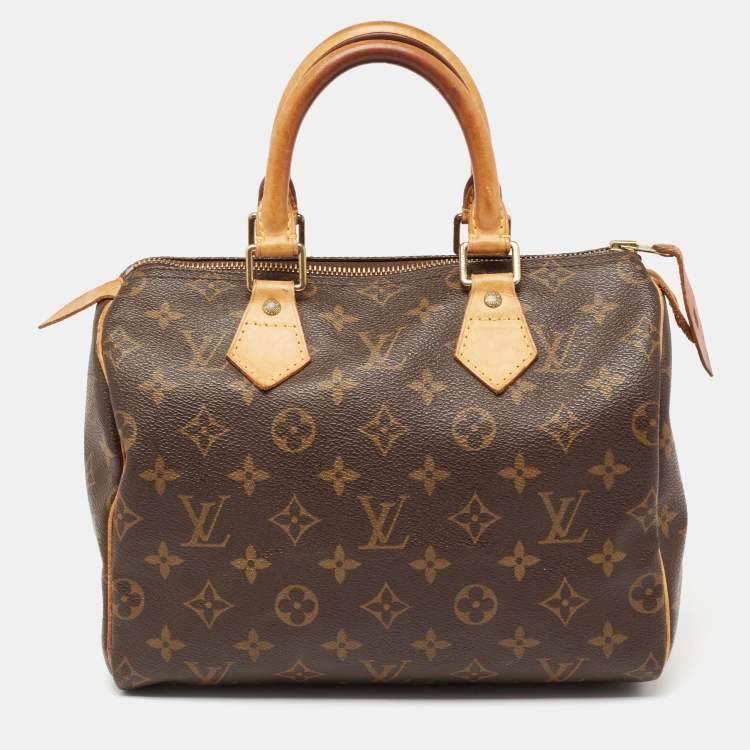 مملوكة مسبقًا Louis Vuitton Monogram Canvas Speedy 25 Bag