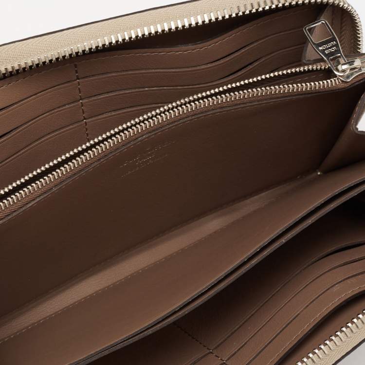 Louis Vuitton Galet Veau Cachemire Leather Comete Wallet Louis Vuitton
