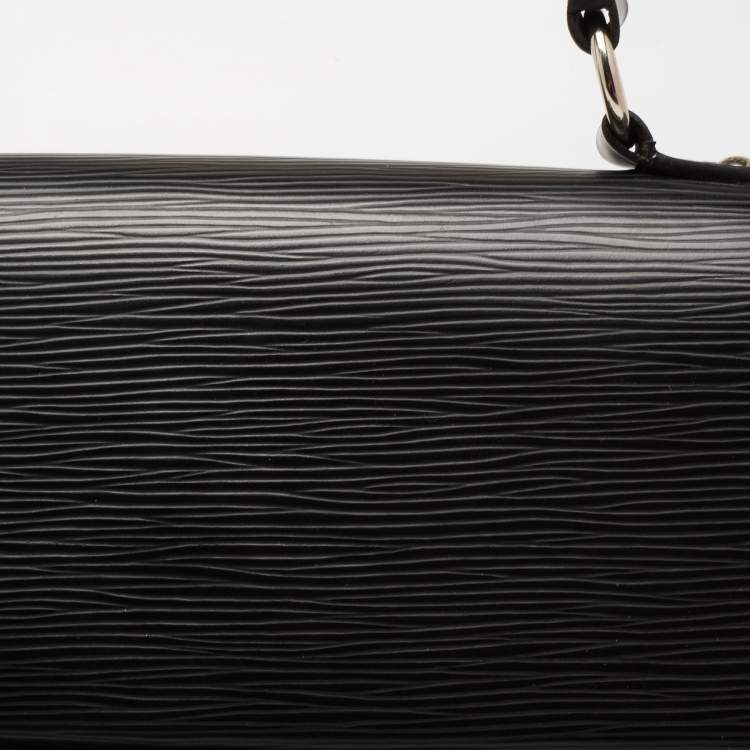 Pre Owned Louis Vuitton Black Epi Leather Cluny MM Bag
