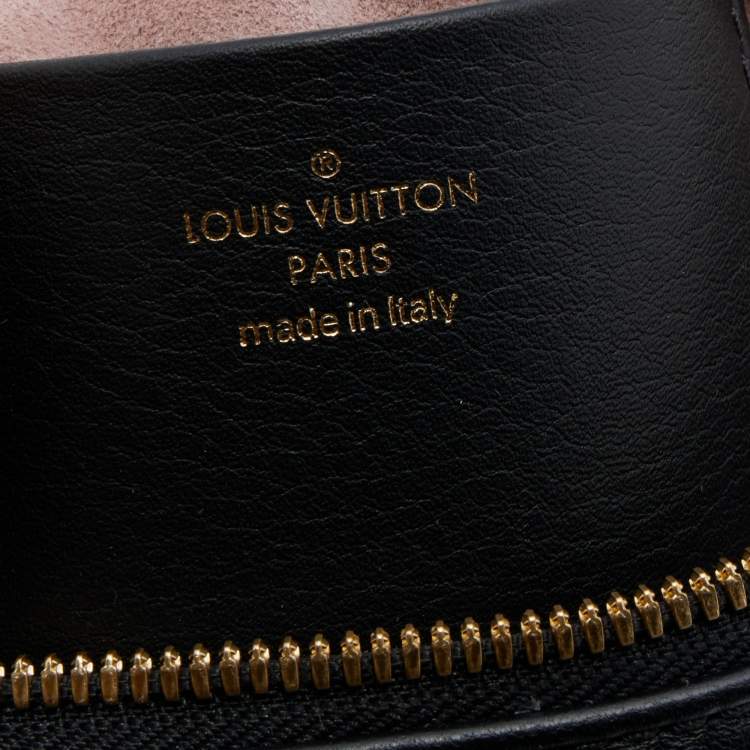 مملوكة مسبقًا Louis Vuitton Black Empreinte Leather Speedy Bandouliere 22 Bag