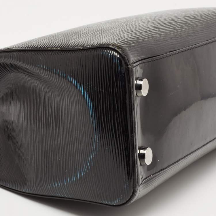 مملوكة مسبقًا Louis Vuitton Black Electric Epi Leather Brea MM Bag