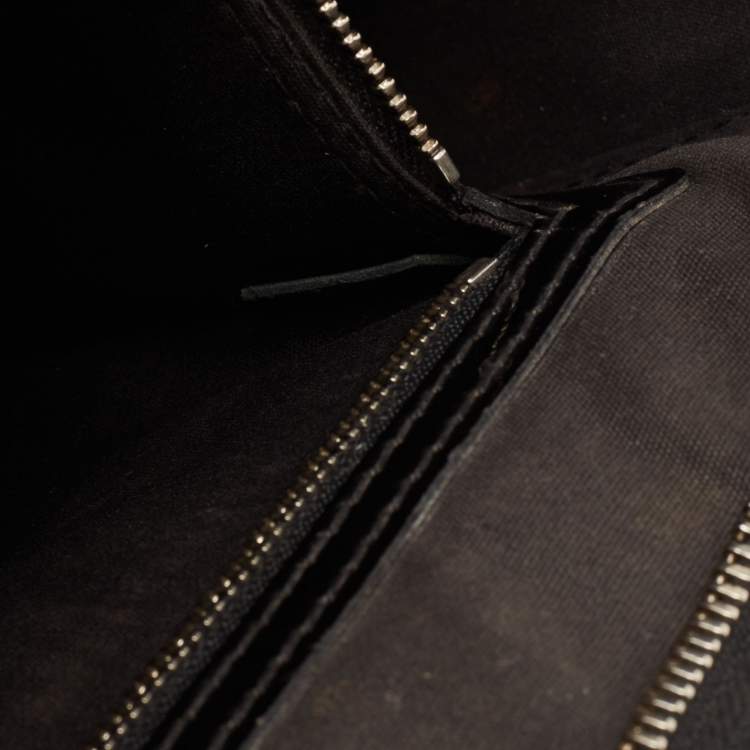 مملوكة مسبقًا Louis Vuitton Black Electric Epi Leather Brea MM Bag
