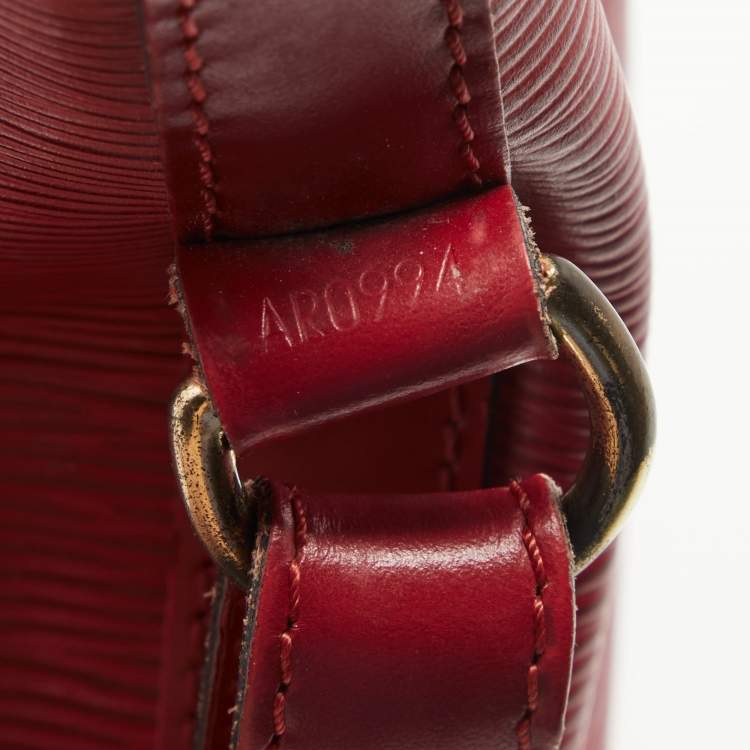 Pre Owned Louis Vuitton Red Epi Leather Petit Noe Bag
