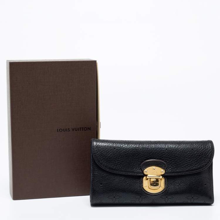 Pre Owned Louis Vuitton Black Monogram Mahina Leather Amelia Wallet
