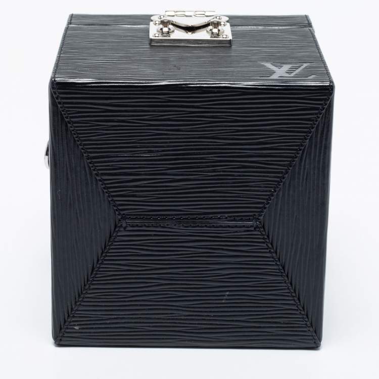 Pre Owned Louis Vuitton Black Epi Leather Bleecker Box Bag