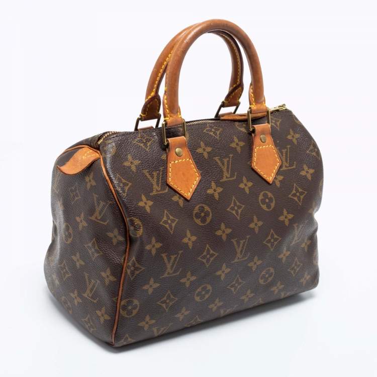 مملوكة مسبقًا Louis Vuitton Monogram Canvas and Leather Speedy 25 Bag