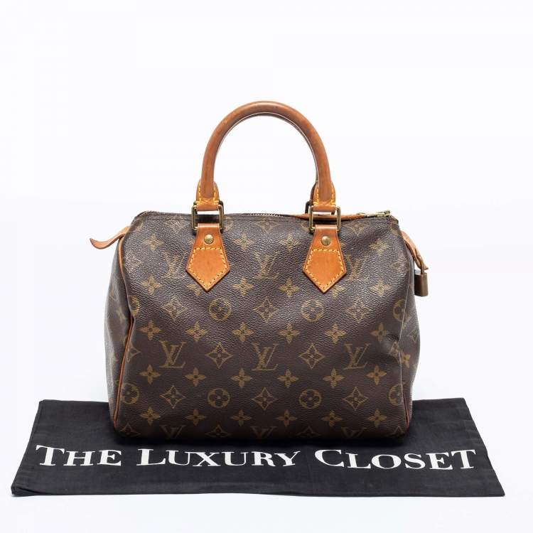 مملوكة مسبقًا Louis Vuitton Monogram Canvas and Leather Speedy 25 Bag