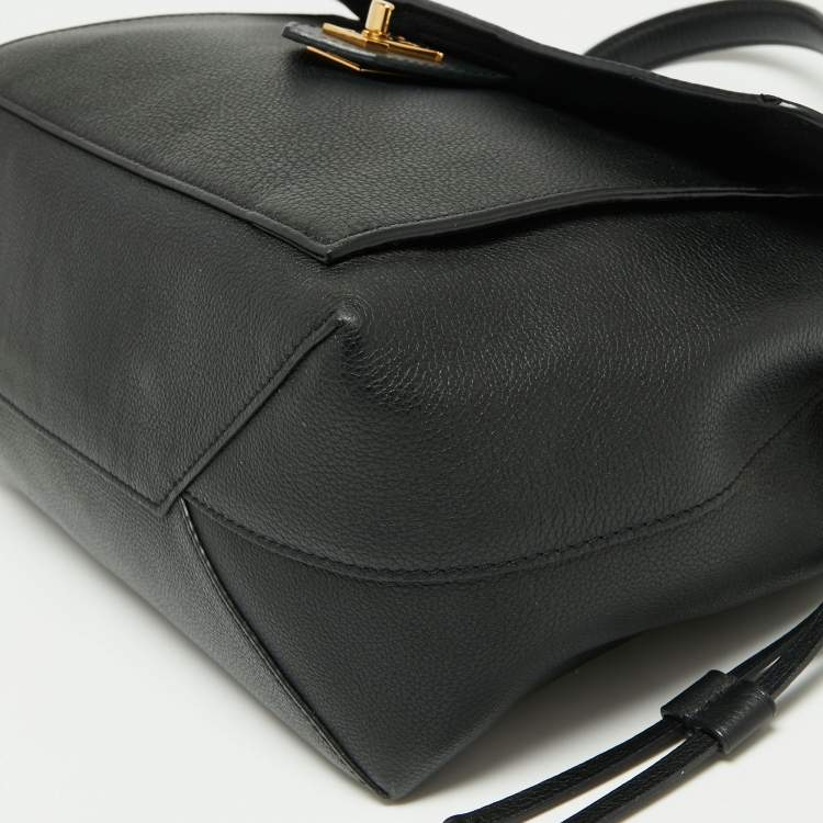Pre Owned Louis Vuitton Black Empriente Leather Lockme MM Bag
