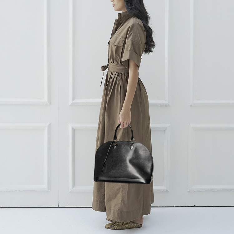 Louis Vuitton Black Epi Leather Alma MM Bag.  Luxury