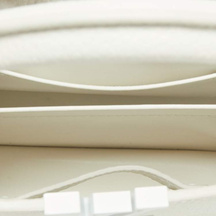 Pre Owned Louis Vuitton White Taurillon Leather Capucines Mini Bag