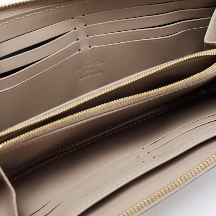 Louis Vuitton Grey Suhali Leather Zip Around Wallet Louis Vuitton