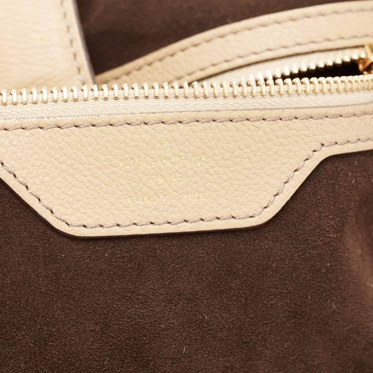 Pre Owned Louis Vuitton Beige Monogram Mahina Leather L Bag