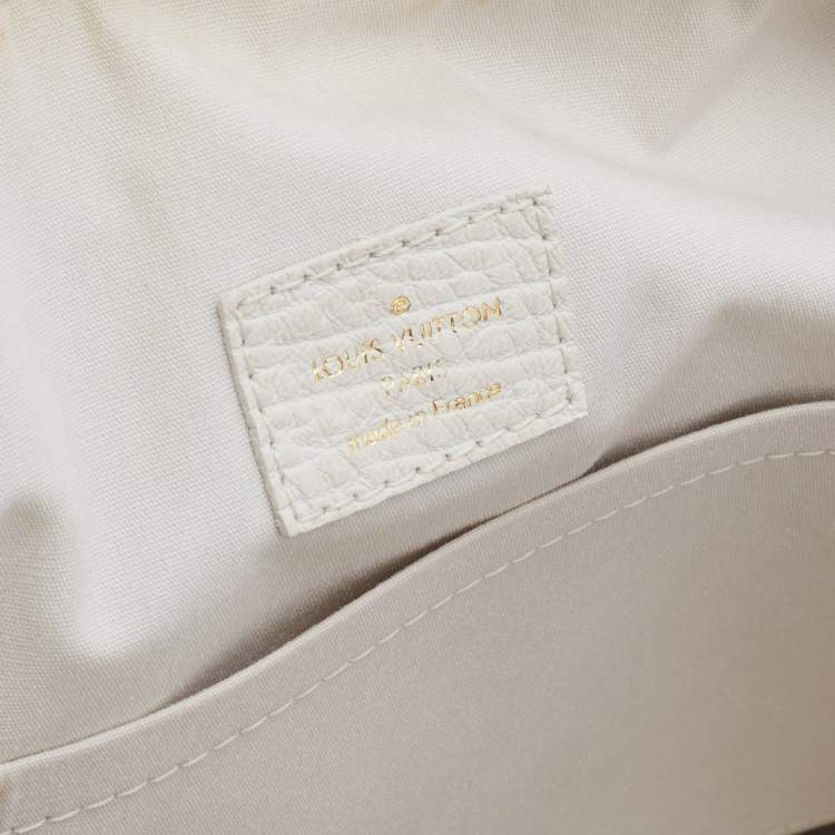 Pre Owned Louis Vuitton Red/White Mini Lin Canvas Croisette Marina GM Bag