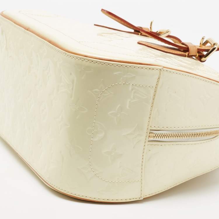 Pre Owned Louis Vuitton Cream Monogram Vernis Summit Drive Bag