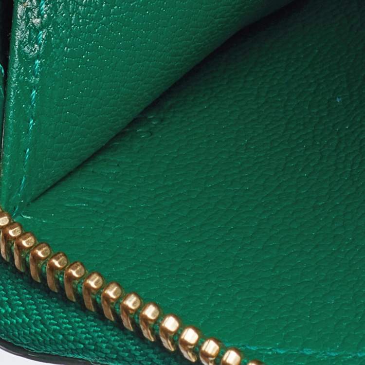 Pre Owned Louis Vuitton Green Alligator Leather Zippy Wallet