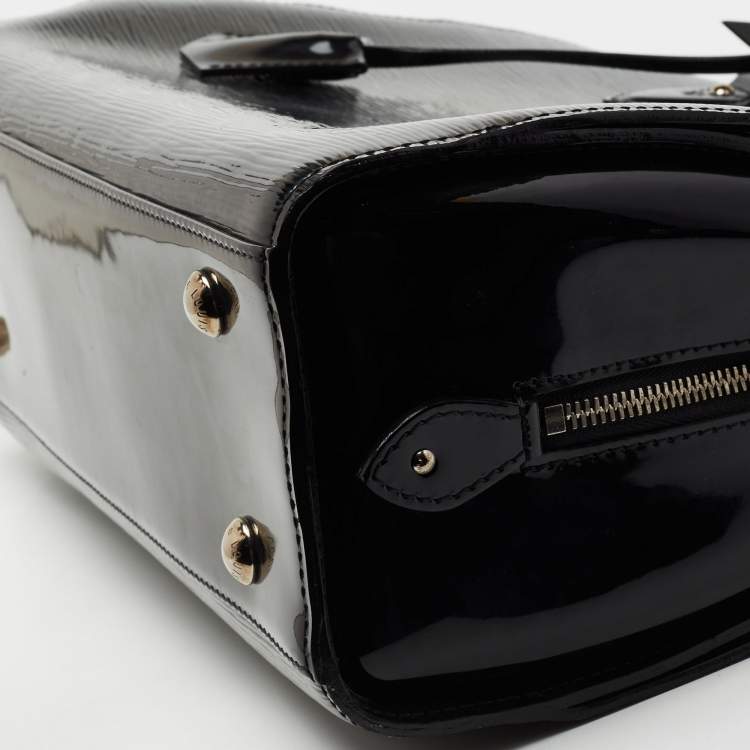 مملوكة مسبقًا Louis Vuitton Black Electric Epi Leather Pont Neuf GM Bag