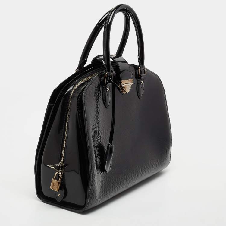 مملوكة مسبقًا Louis Vuitton Black Electric Epi Leather Pont Neuf GM Bag