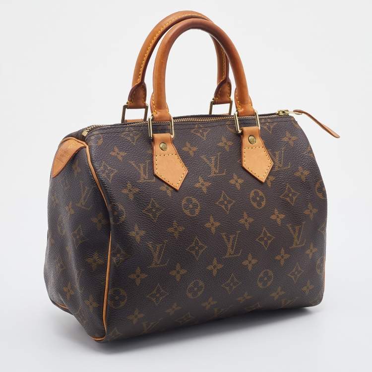 مملوكة مسبقًا Louis Vuitton Monogram Canvas Speedy 25 Bag