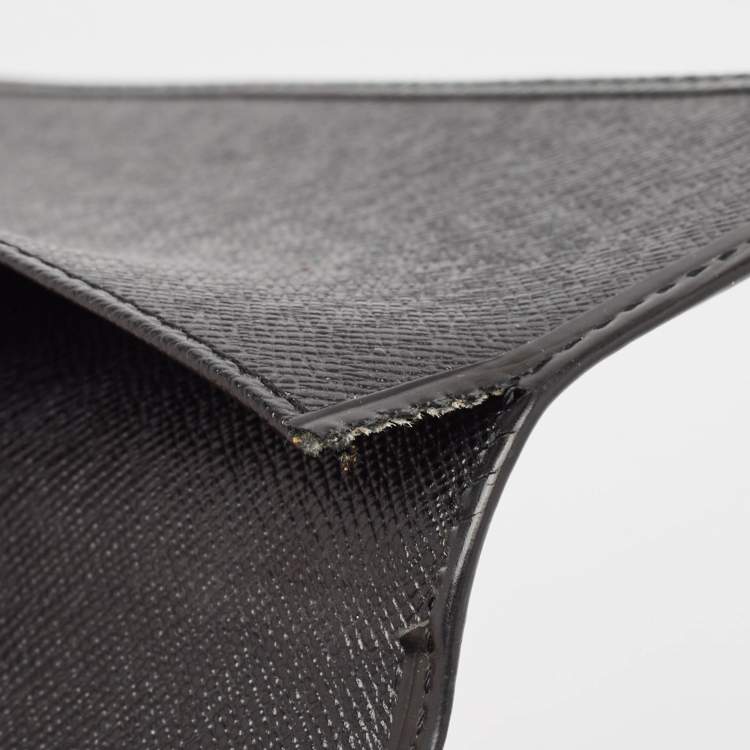Pre Owned Louis Vuitton Black Epi Leather Bifold Long Wallet