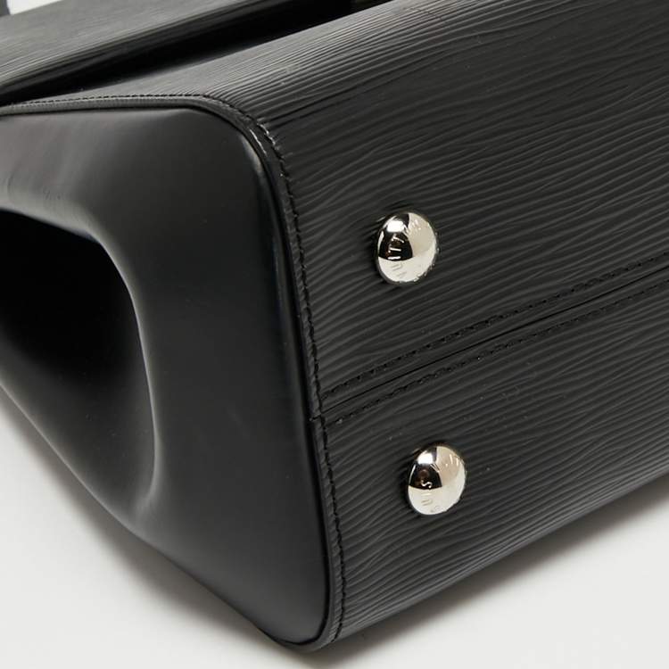 مملوكة مسبقًا Louis Vuitton Black Epi Leather Cluny MM Bag