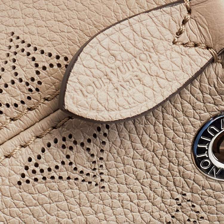 Pre Owned Louis Vuitton Galet Monogram Mahina Leather Bella Bucket Bag