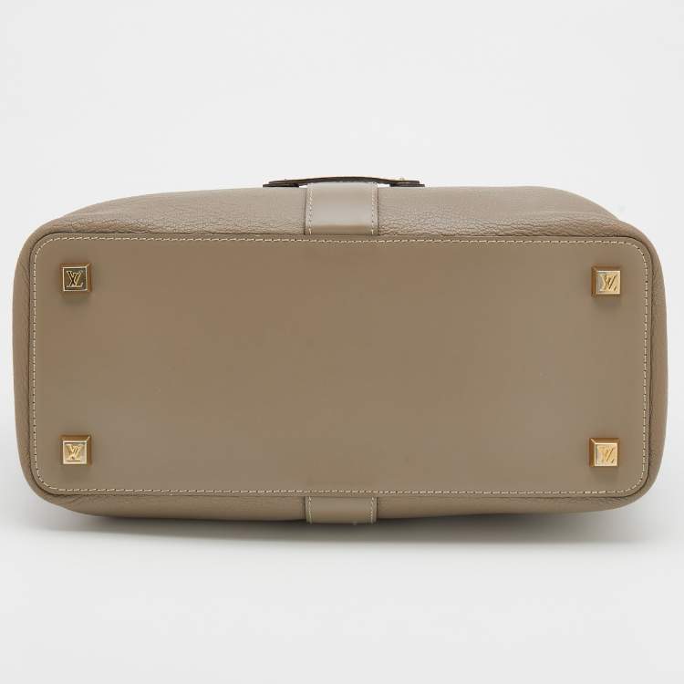Pre Owned Louis Vuitton Grey Suhali Leather L'Ingenieux PM Bag