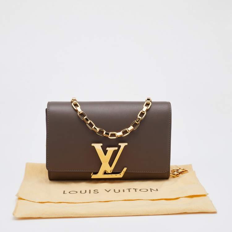 Pre Owned Louis Vuitton Taupe Leather Chain Louise MM Clutch
