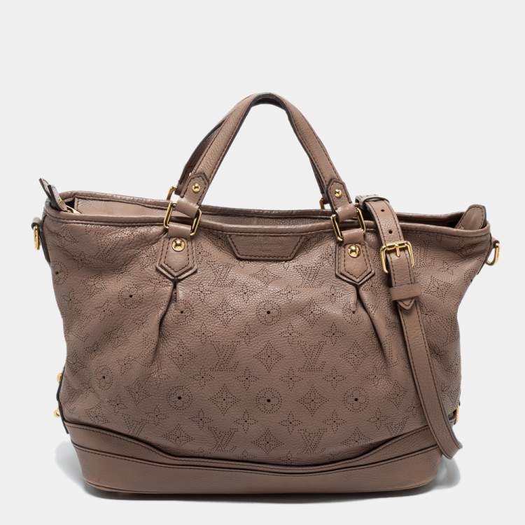 Louis Vuitton Mahina Leather Handbag