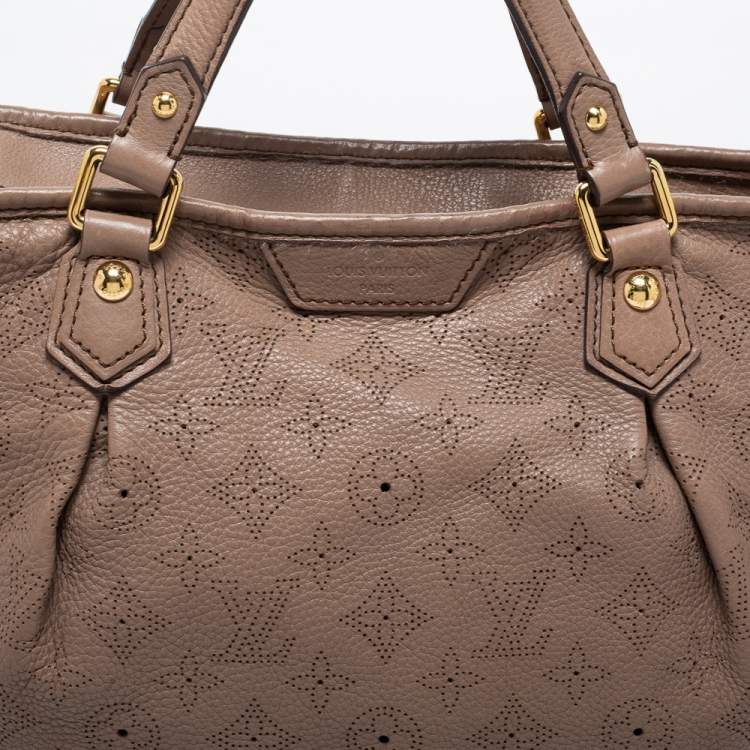Pre Owned Louis Vuitton Poudre Mahina Leather Stellar PM Bag