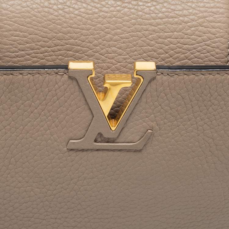 Pre Owned Louis Vuitton Beige Taurillon Leather Capucines BB Bag