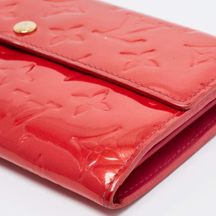 Pre Owned Louis Vuitton Rose Pop Monogram Vernis Sarah Wallet