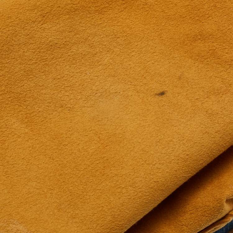Pre Owned Louis Vuitton Blue Monogram Denim Neo Cabby MM Bag