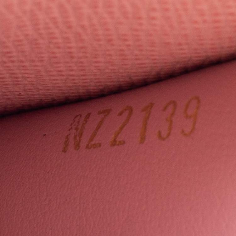 Pre Owned Louis Vuitton Rose Ballerine/Black Epi Leather Trunk Multicartes Wallet