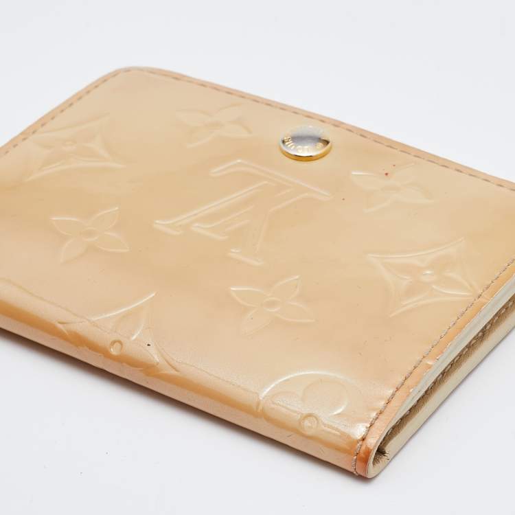 Pre Owned Louis Vuitton Perle Monogram Vernis Flap Card Case