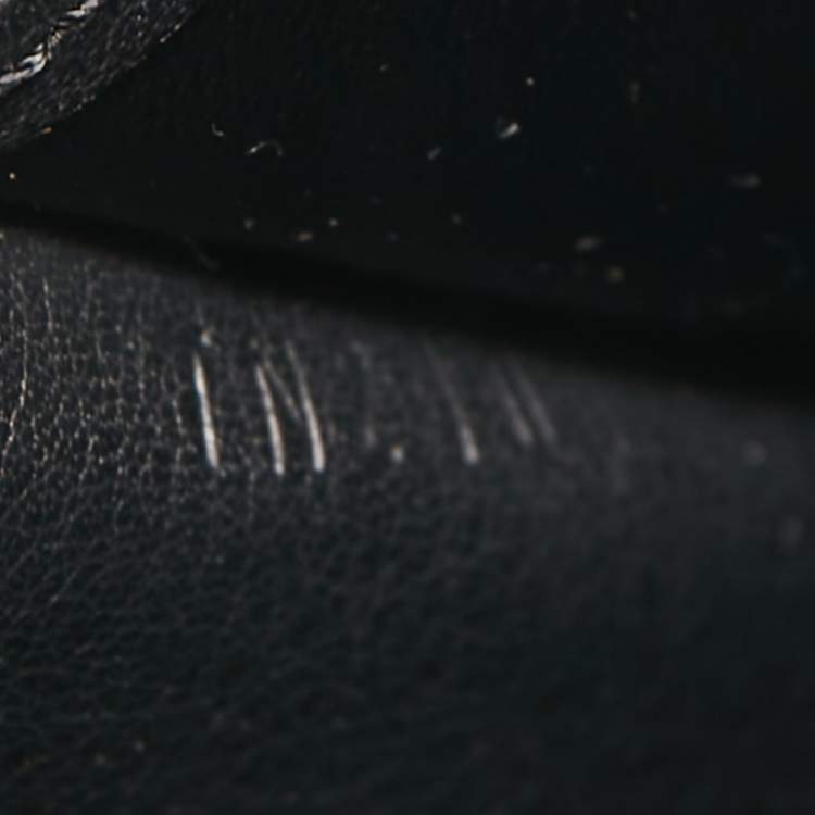 Pre Owned Louis Vuitton Black Monogram Mahina Leather Amelia Wallet