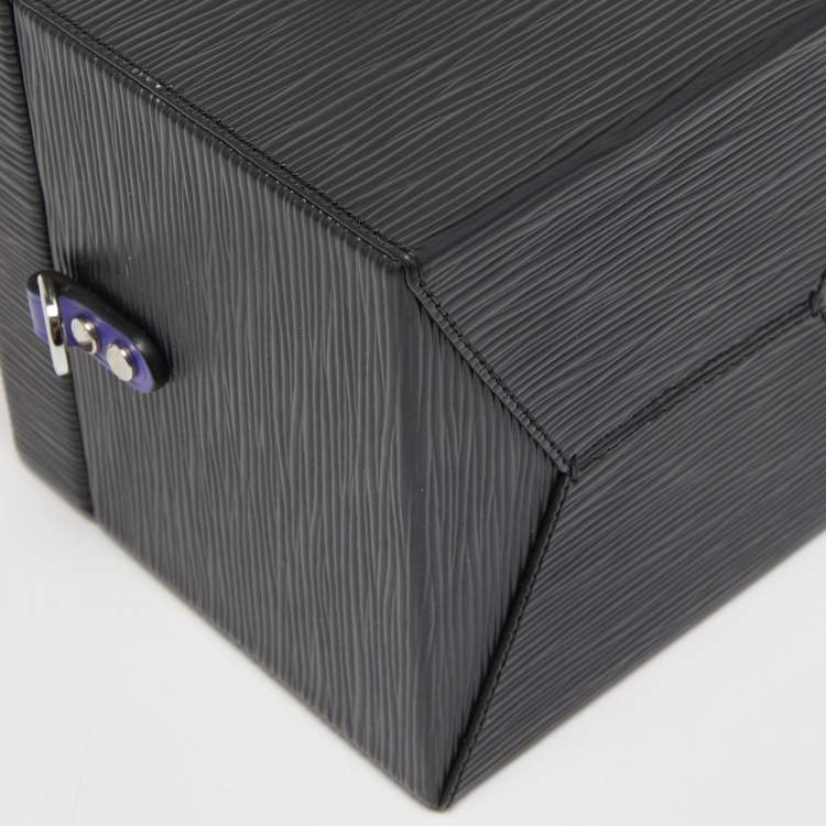 Pre Owned Louis Vuitton Black Epi Leather Bleecker Box Bag