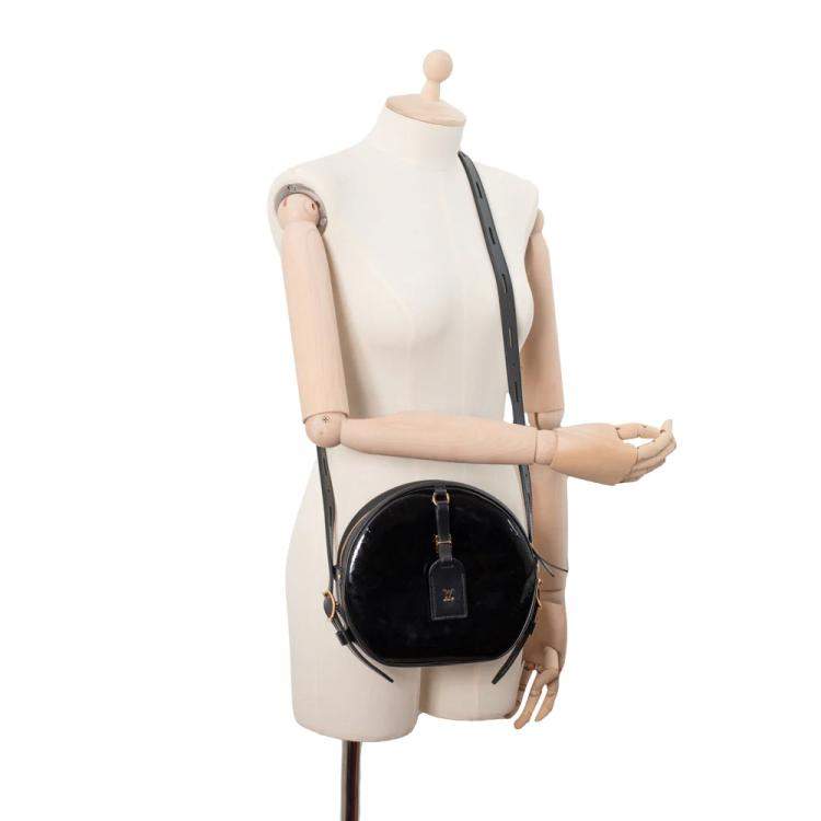 Pre Owned Louis Vuitton Petit Boite Chapeau Shoulder bag in Black Patent leather