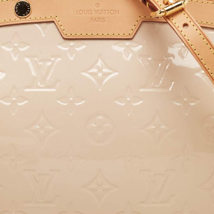 Pre Owned Louis Vuitton Rose Angelique Monogram Vernis Brea MM Bag