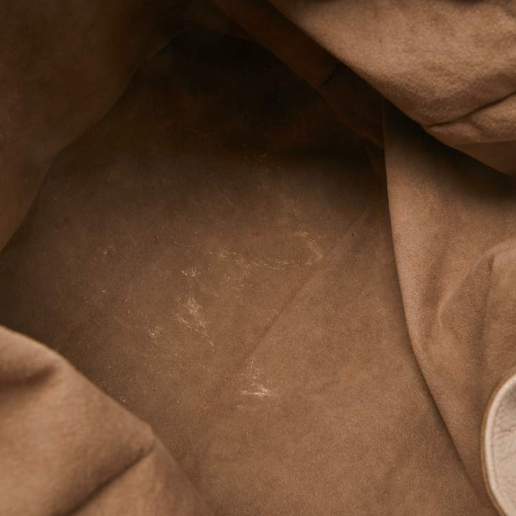 مملوكة مسبقًا Louis Vuitton Beige Monogram Mahina Leather L Bag