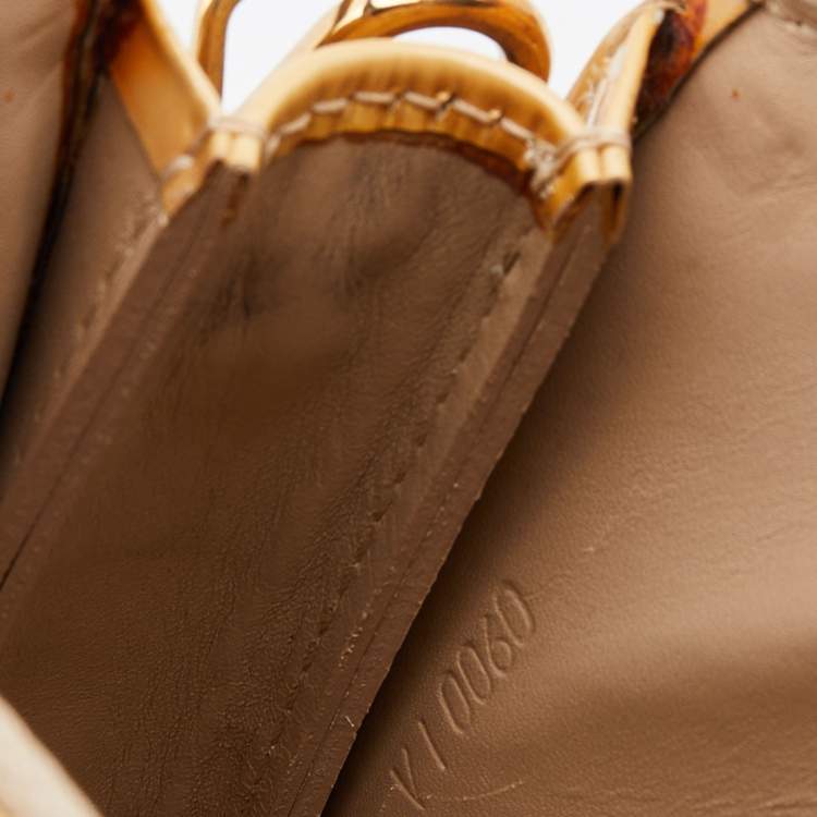 مملوكة مسبقًا Louis Vuitton Beige Monogram Vernis Lexington Pochette Bag