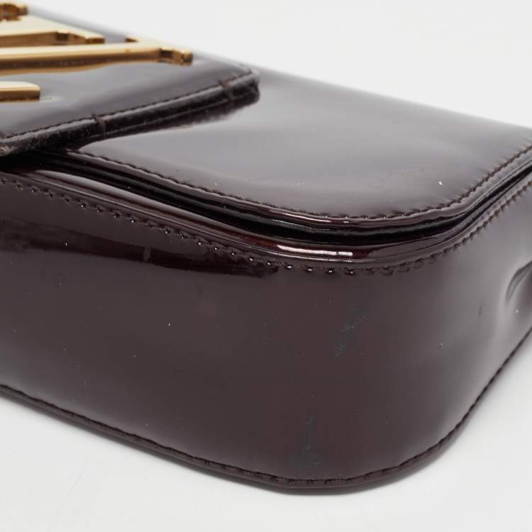 Pre Owned Louis Vuitton Amarante Patent Leather Sobe Clutch