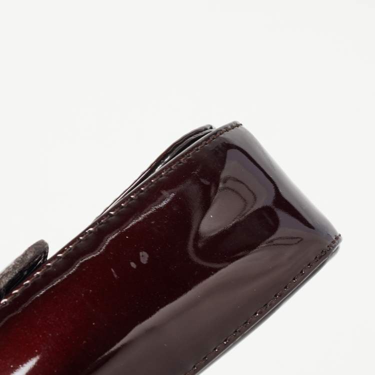 Pre Owned Louis Vuitton Amarante Patent Leather Sobe Clutch