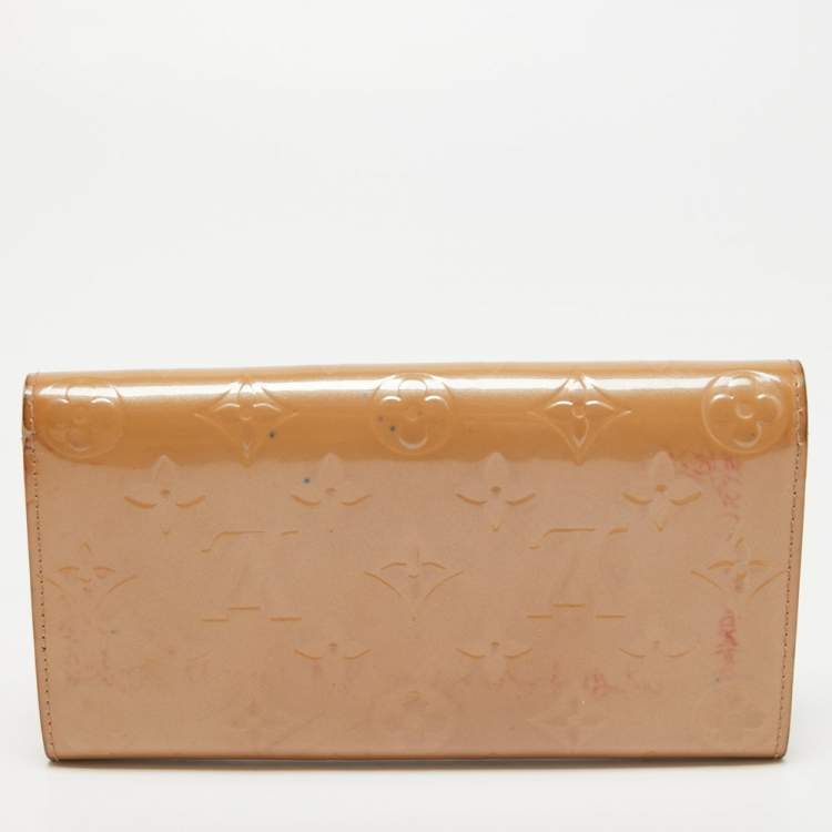 Pre Owned Louis Vuitton Noisette Monogram Vernis Sarah Wallet