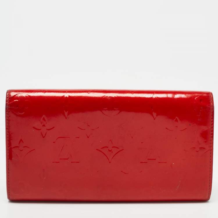 Pre Owned Louis Vuitton Red Monogram Vernis Sarah Wallet